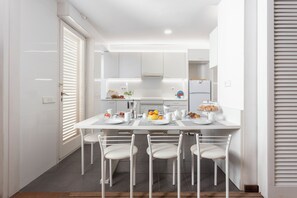 Dining - Coderch Casa Rovira, sea view with private swimming pool (Canet de Mar)
