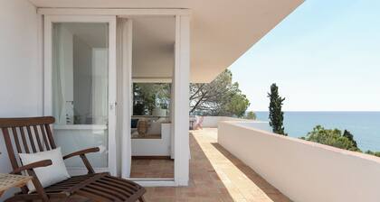 Coderch Casa Rovira, sea view with private swimming pool