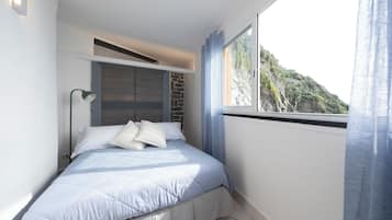 In-room safe, free WiFi