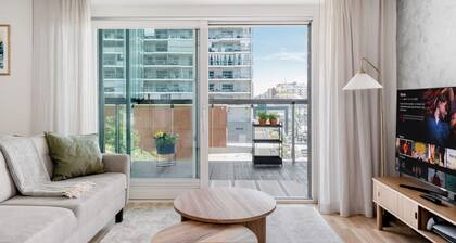 Sauna | Balcony | PS5 | Wifi | TrainStation | Mall