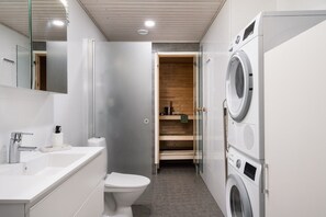 Hair dryer - Sauna, balcony, wifi, trainstation, Mall of Tripla (Helsinki)