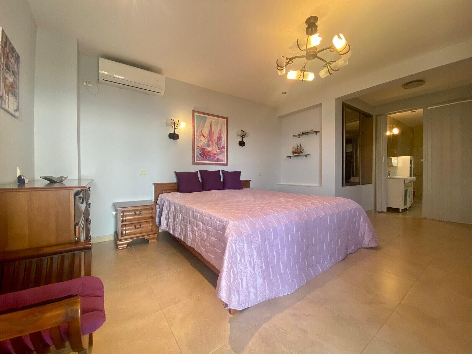 4 bedrooms, free WiFi, bed sheets