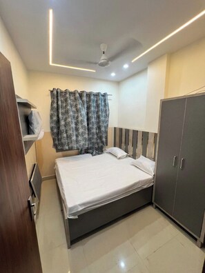 Kamar Klasik | Meja kerja dan Wi-Fi gratis