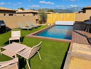 Outdoor pool, a heated pool - Villa with private pool - Cala Rossa / St Cyprien (Lecci)