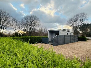 Exterior - The Canal Cabin near Fort William (Banavie)