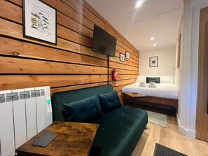 Uklassifisert bilde, 3 av 18, knapp