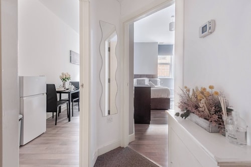 Leicester 1-bed Private Jacuzzi