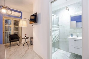 Interior - COZY ACCOMMODATION IN THE CITY CENTER, EXCLUSIVE AREA (Napoli)