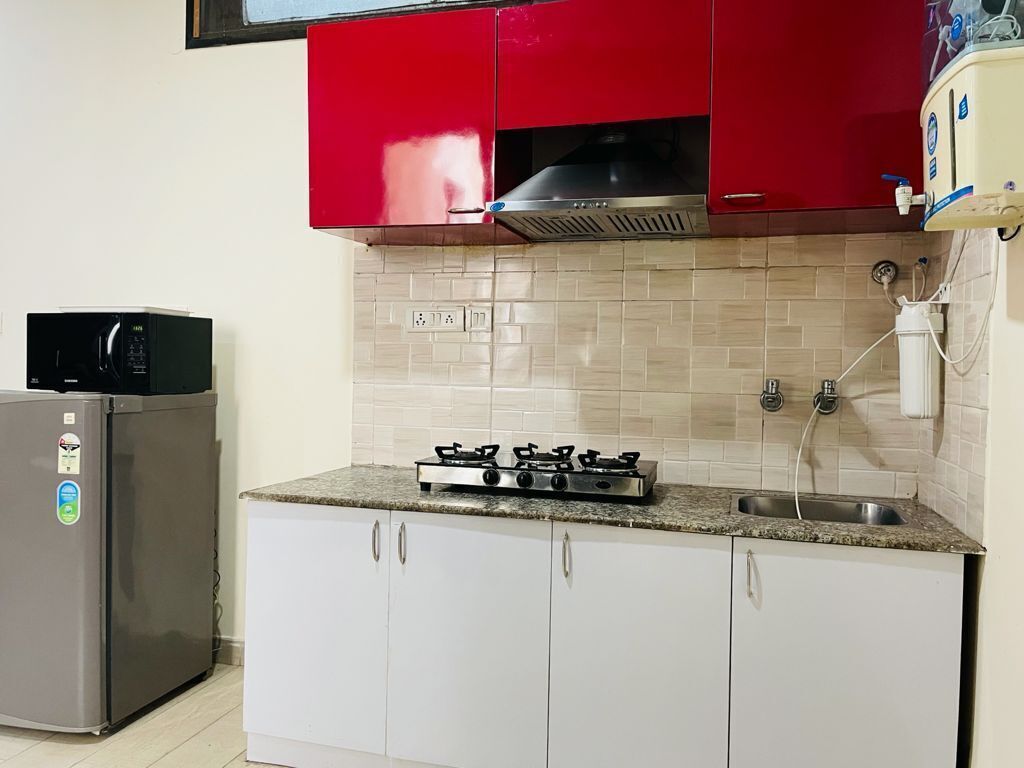 Basic Double Room | Private kitchen