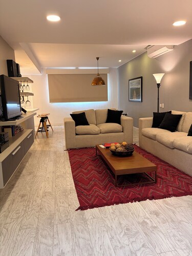 Centric 2-bedroom apartment in charming Tarija