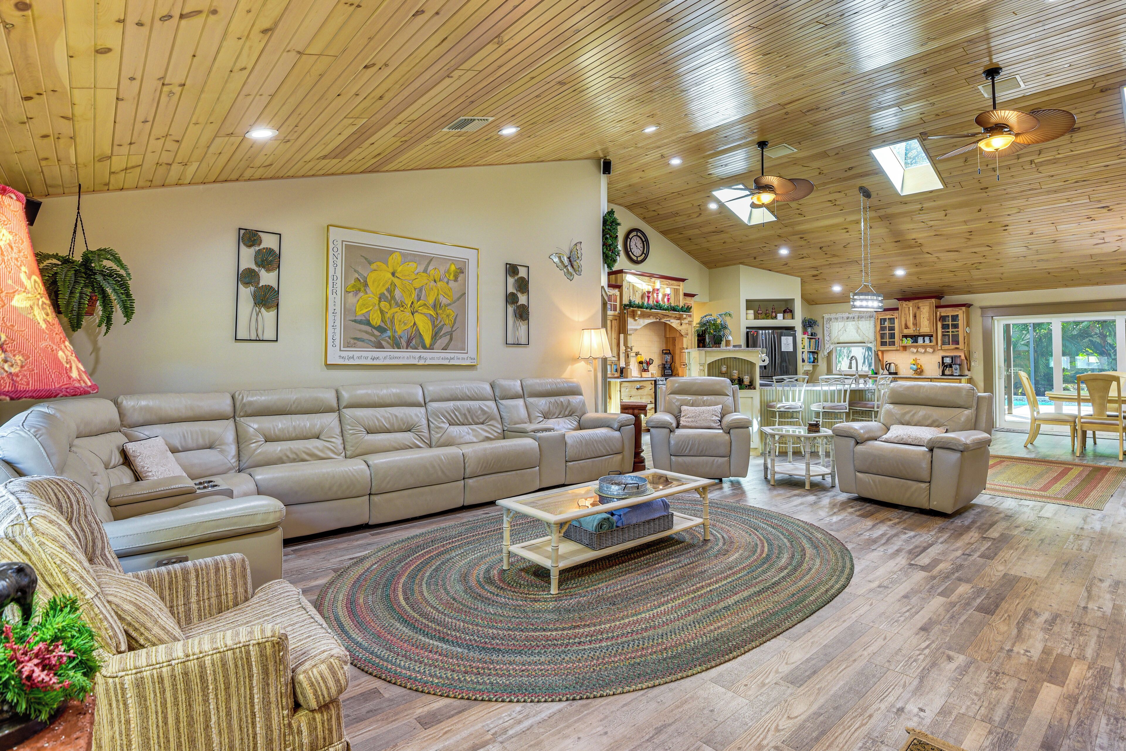 House (3 Bedrooms) | Front of property