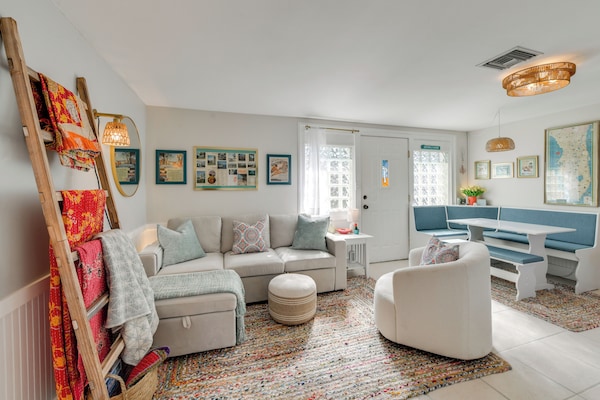 Steps To Dtwn & Bay! Snowbird Escape In Englewood - Manasota Key, FL