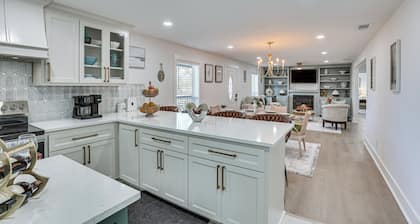 East Texas Group Getaway! Modern Longview Home