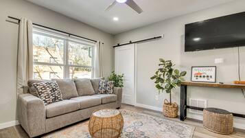 House (1 Bedroom) | Front of property