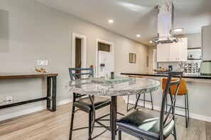 House (1 Bedroom) | Interior