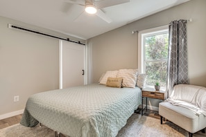 House (1 Bedroom) | Interior