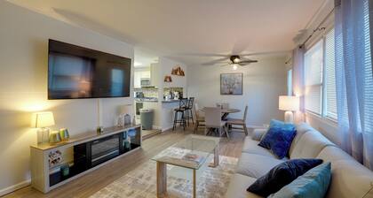 U-med District Townhome w/ Private Yard + Grill