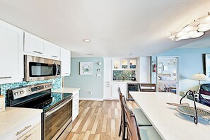 Apartment (3 Bedrooms) | Interior - 3BR w/ Stellar Gulf Views: Suntide III - Unit 803 (South Padre Island)