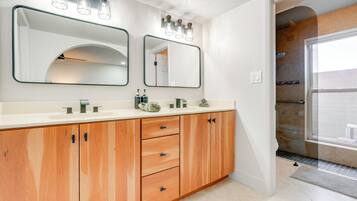Casa (4 Bedrooms) | Parte interna
