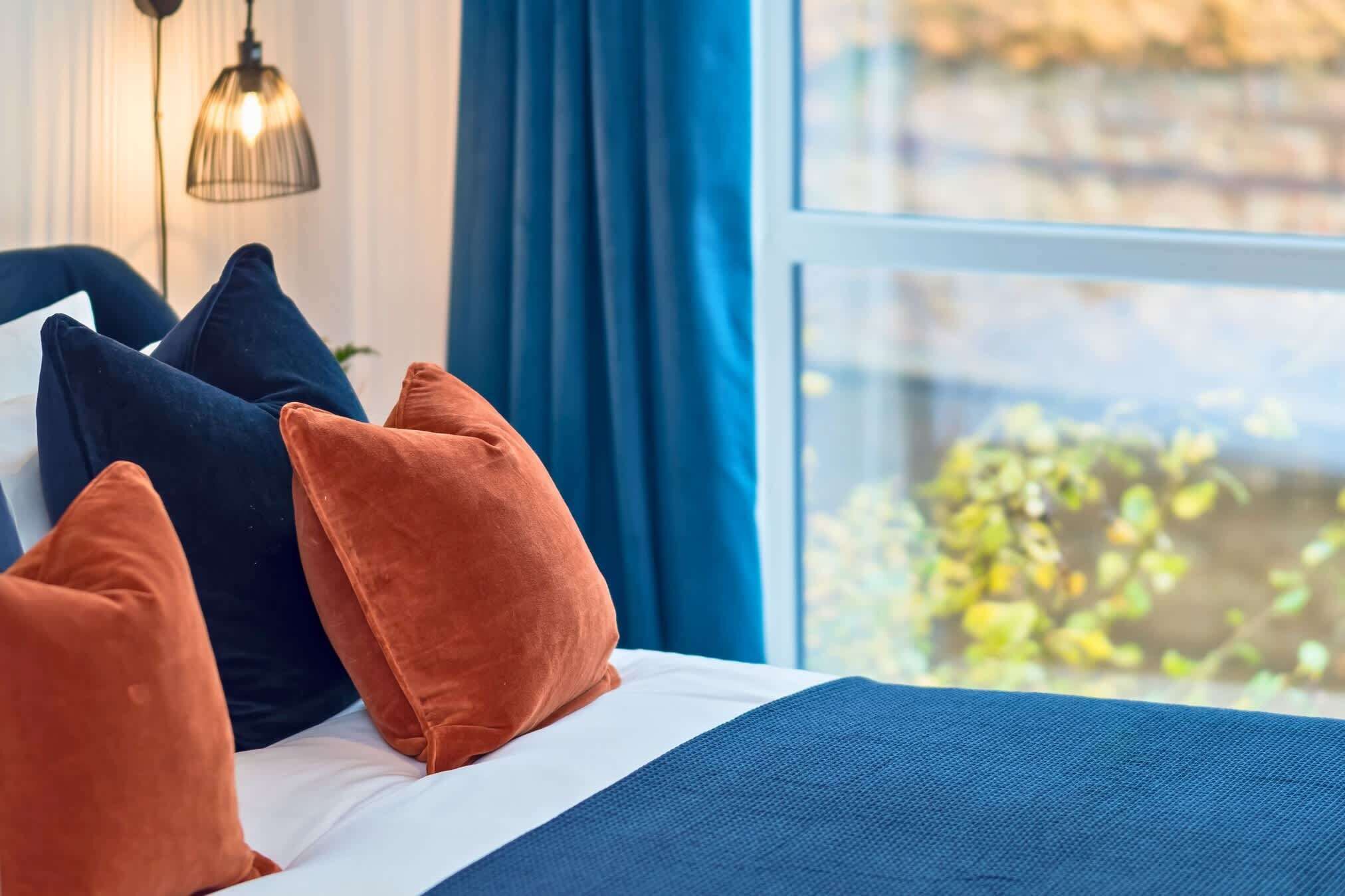 3 bedrooms, iron/ironing board, Internet, bed sheets