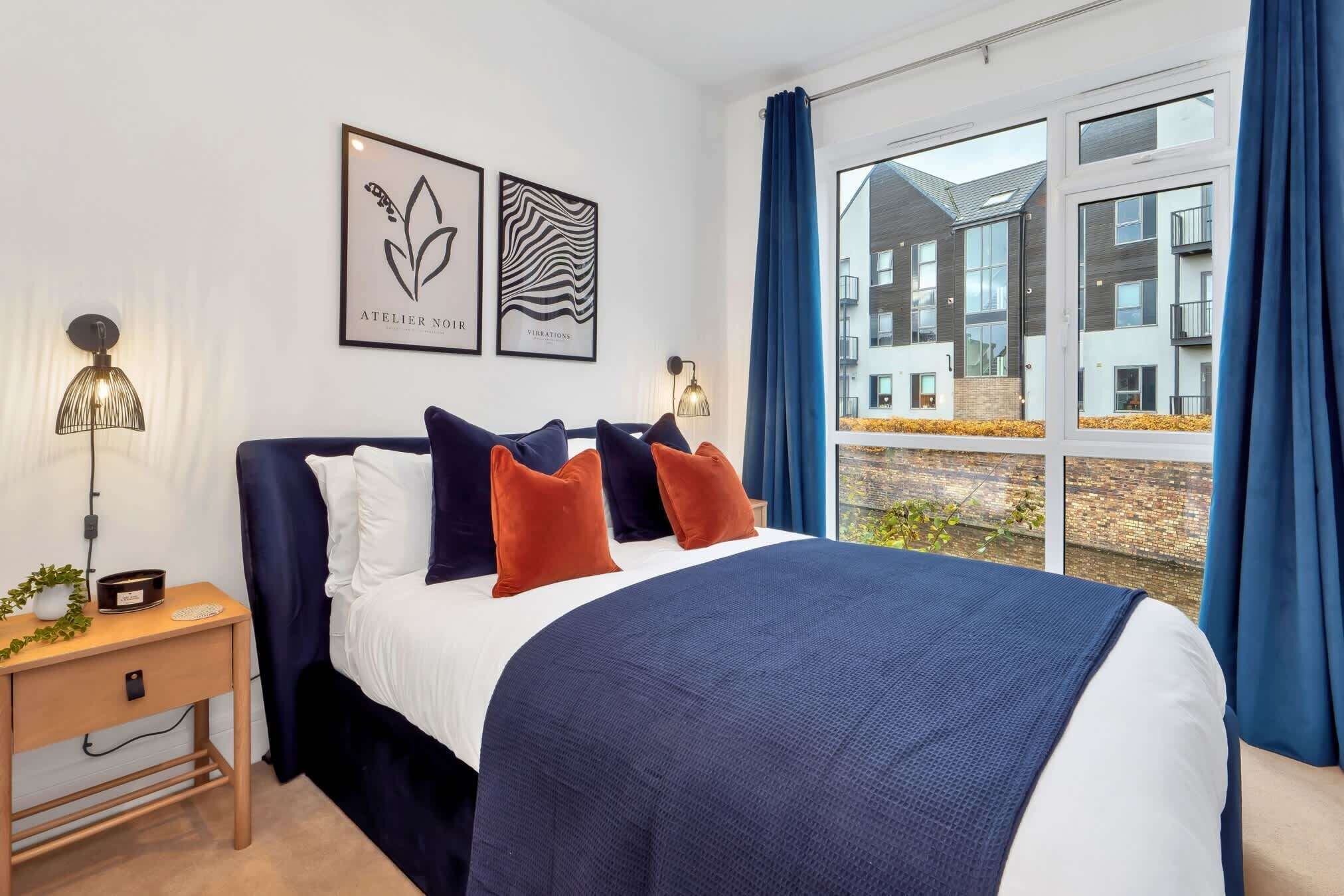 3 bedrooms, iron/ironing board, Internet, bed sheets