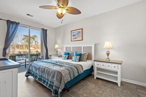 3 bedrooms, iron/ironing board, free WiFi, bed sheets - Tee Time Retreat, River Oaks 3 BR  First Floor End Unit! (Myrtle Beach)