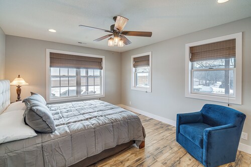 Patio & Fishing Pond! Modern Barndominium Near KC
