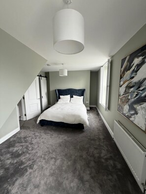 House, 4 Bedrooms, Smoking - 4 Bedroom in Dublin4 (Dublin)