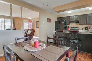 House (2 Bedrooms) | Interior