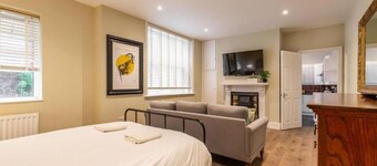 Apartment 1 Beverley House