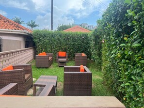 Habitación doble Deluxe, balcón, vista al lago | Áreas de la propiedad