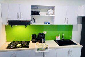 Private kitchen - Super location apartment in the north of the city (Montería)