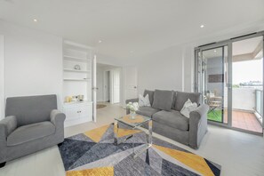 House - Stunning Flat in Chelsea Kings Road With Balcony (London)
