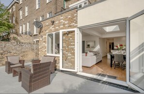 House - Maida Vale Gem by Little Venice (London)