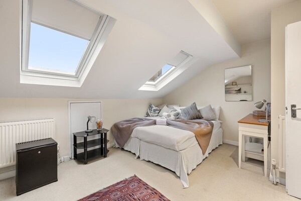 Stunning 3 Bedroom Maisonette In Chelsea - Chelsea