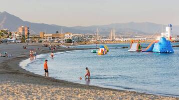 Casa, 4 dormitoris, balcó, vistes al jardí | Platja