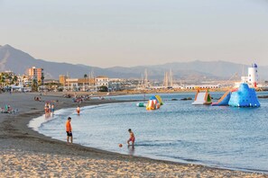 Ferienhaus, 4 Schlafzimmer, Balkon, Gartenblick | Strand