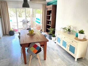 House, 4 Bedrooms, Balcony, Garden View | Dining room - Modern Townhouse 7min Walk Beach and 15 to Duquesa (Manilva)