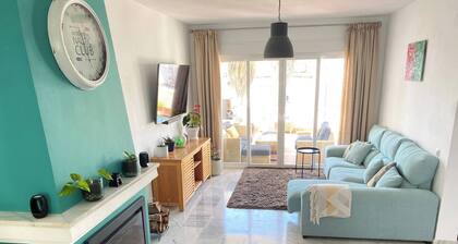 Modern Townhouse 7min Walk Beach and 15 to Duquesa