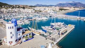 House, 4 Bedrooms, Balcony, Garden View | Marina