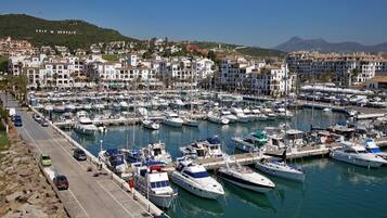 Casa, 4 dormitoris, balcó, vistes al jardí | Port esportiu