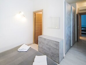 2 bedrooms - Le Gemme by Interhome (Meina)