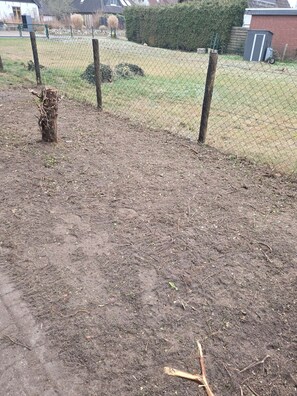 Property grounds - Holiday Home 'Klein Aber Fein' with Shared Terrace and Wi-Fi (Worpswede)