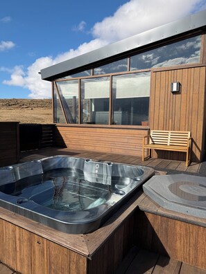 House, Mountain View | Terrace/patio - Valey Countryside Escape (Hvammstangi)