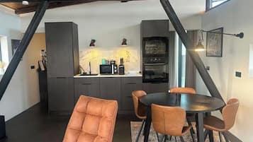 Casa, vista para a montanha | Parte interna