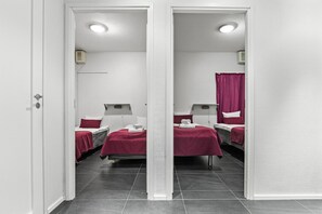 6 makuuhuonetta, silitysrauta/-lauta, Wi-Fi, vuodevaatteet