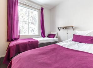 4 bedrooms, iron/ironing board, WiFi, bed sheets - Spacious Two-Floor Apartment in Levi Center | Free Parking & Sauna (Levi)