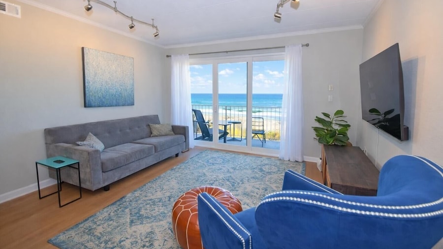 Ocean Place 214 2 Bedroom Condo