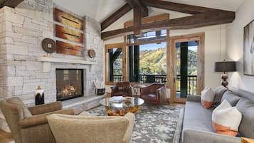 Appart'hôtel, 2 chambres | Coin séjour