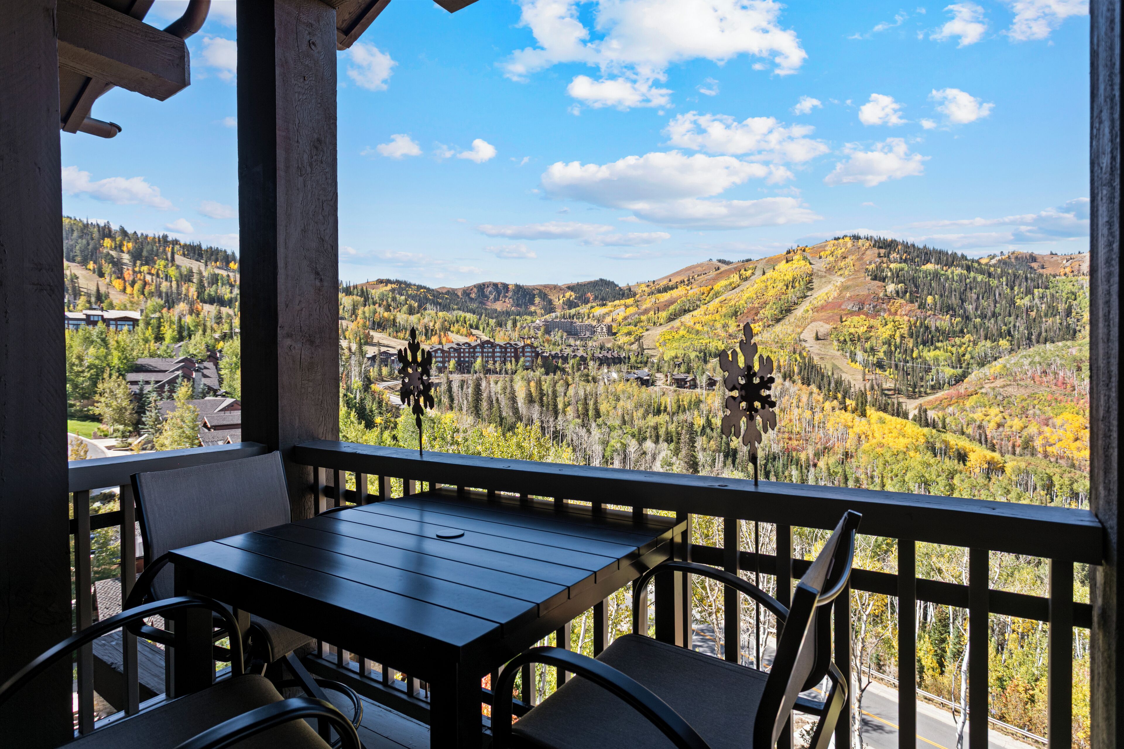 Appart'hôtel, 2 chambres | Restauration extérieure